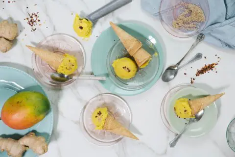 Fairtrade Original - Recept Mango-kokosijs met gember en five spices