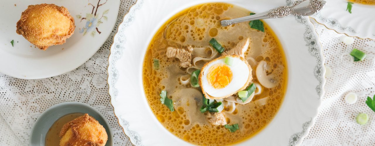 Fairtrade Original - Thaise Tom Kha Kai met gefrituurde eieren