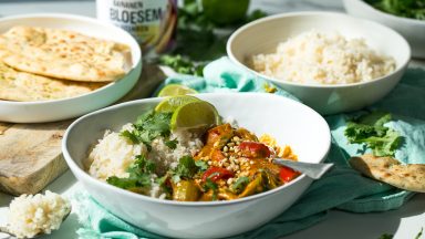 Thaise gele curry met bananenbloesem en paksoi