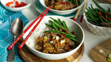 Rendang van spitskool en oesterzwammen