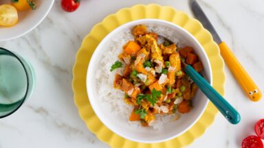 Milde curry met zoete aardappel